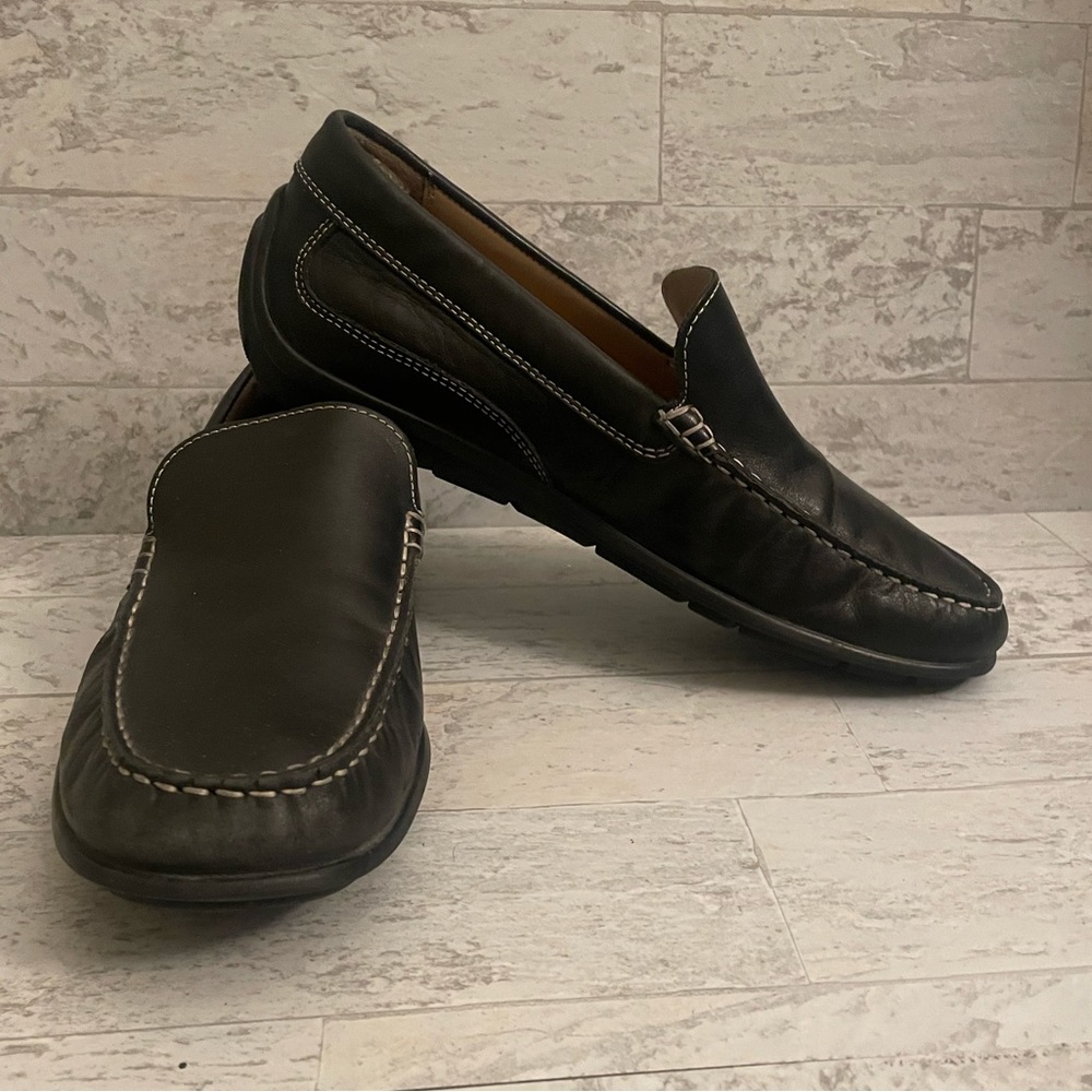 Ecco, mens slip ons size 41(8 us ), lightly used in great condition